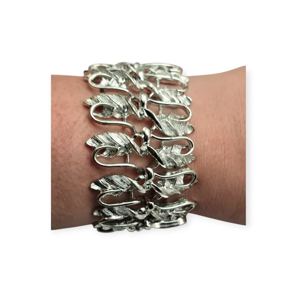 Wide Leaf Link Bracelet Sculptural Botanical Cuff - Midcentury Glam